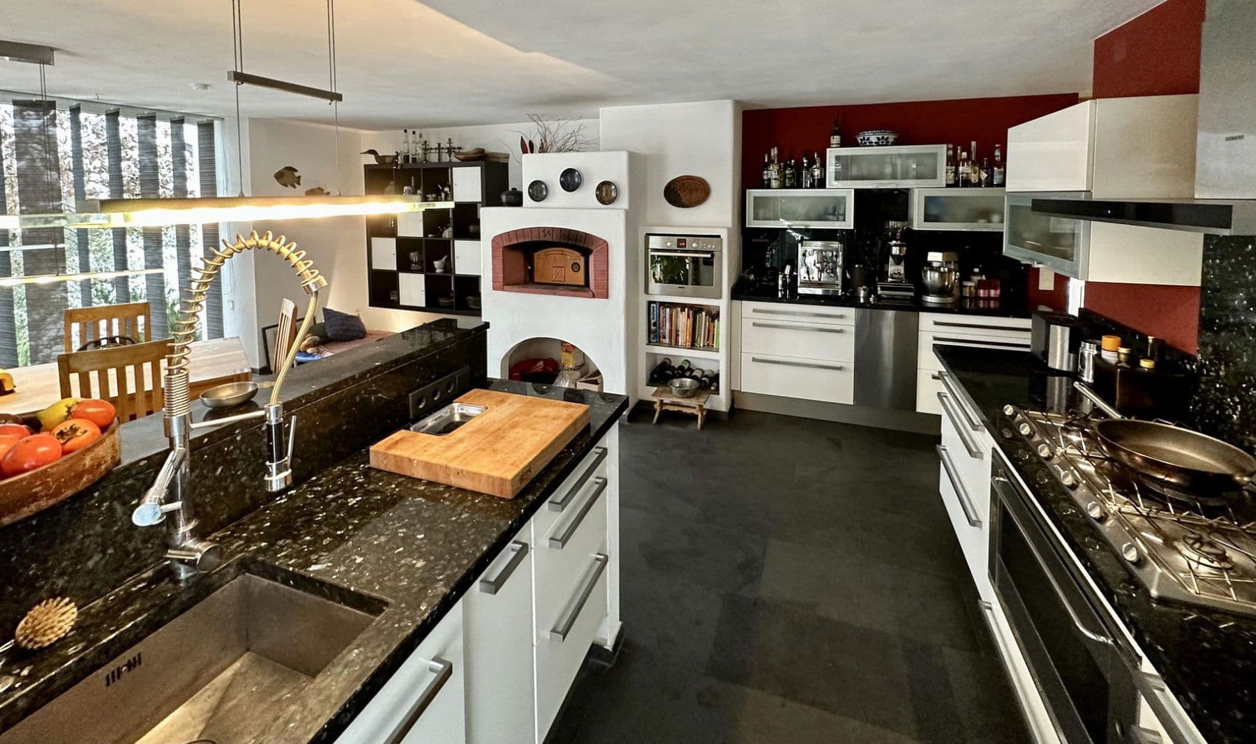 Predaj domu 315 m², pozemek 1.123 m², Chieming, Bavorsko Predaj domu 315 m², pozemek 1.123 m², Chieming, Bavorsko