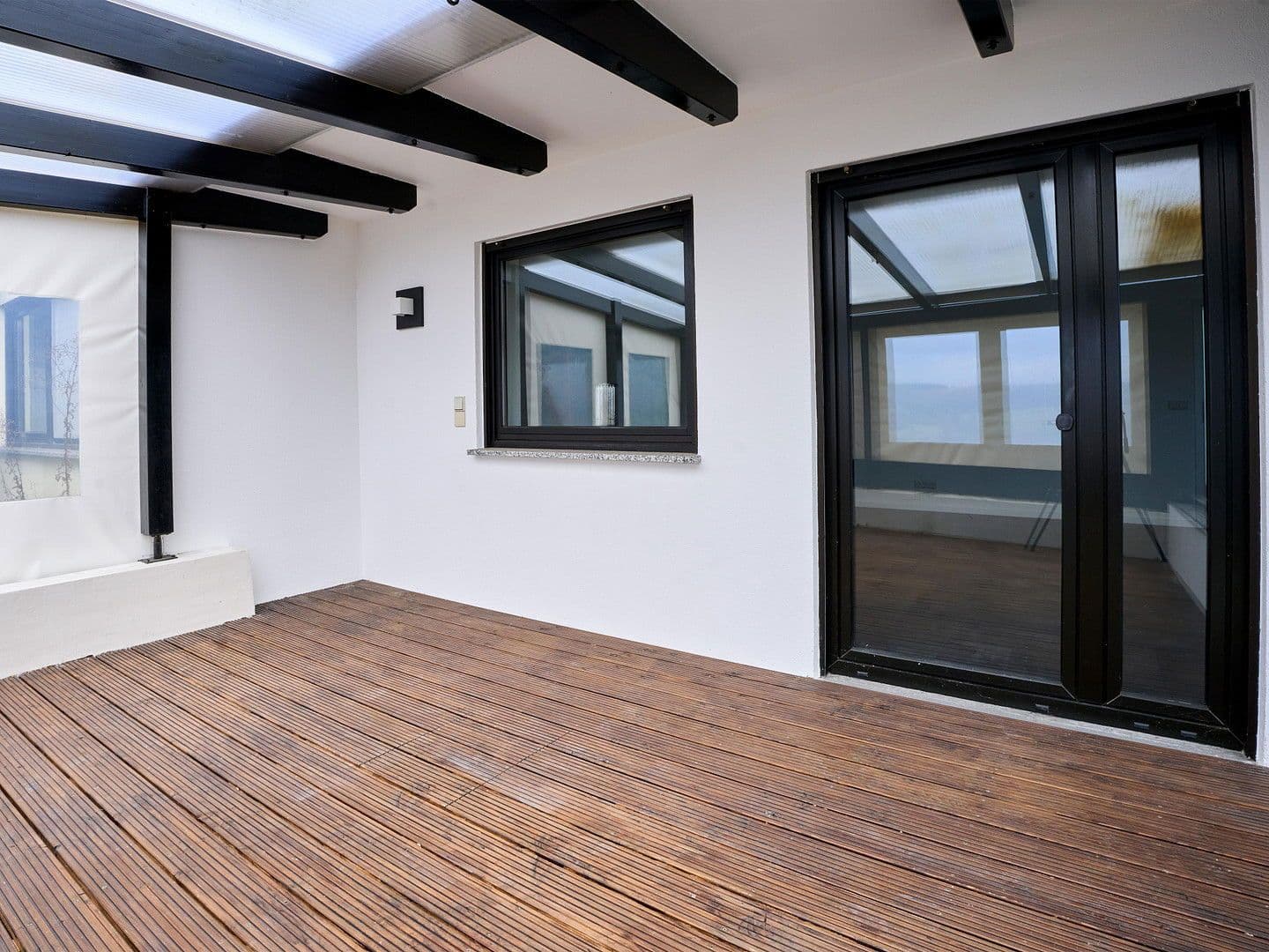 Predaj domu 332 m², pozemek 637 m², Untergruppenbach, Bádensko-Wurttembersko Predaj domu 332 m², pozemek 637 m², Untergruppenbach, Bádensko-Wurttembersko