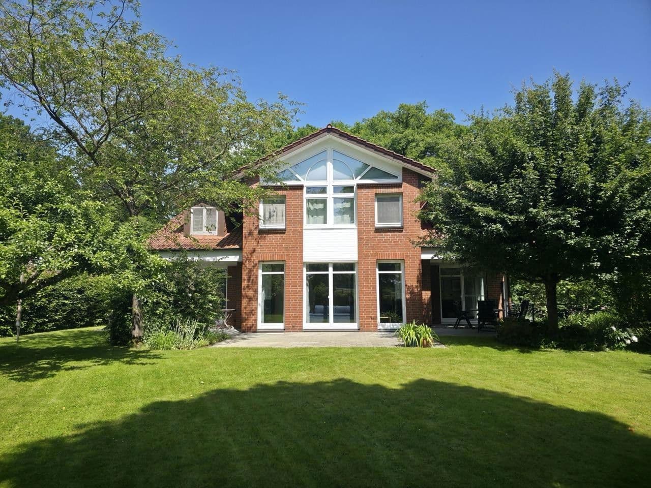 Predaj domu 187 m², pozemek 1.810 m², Jesteburg, Dolné Sasko Predaj domu 187 m², pozemek 1.810 m², Jesteburg, Dolné Sasko