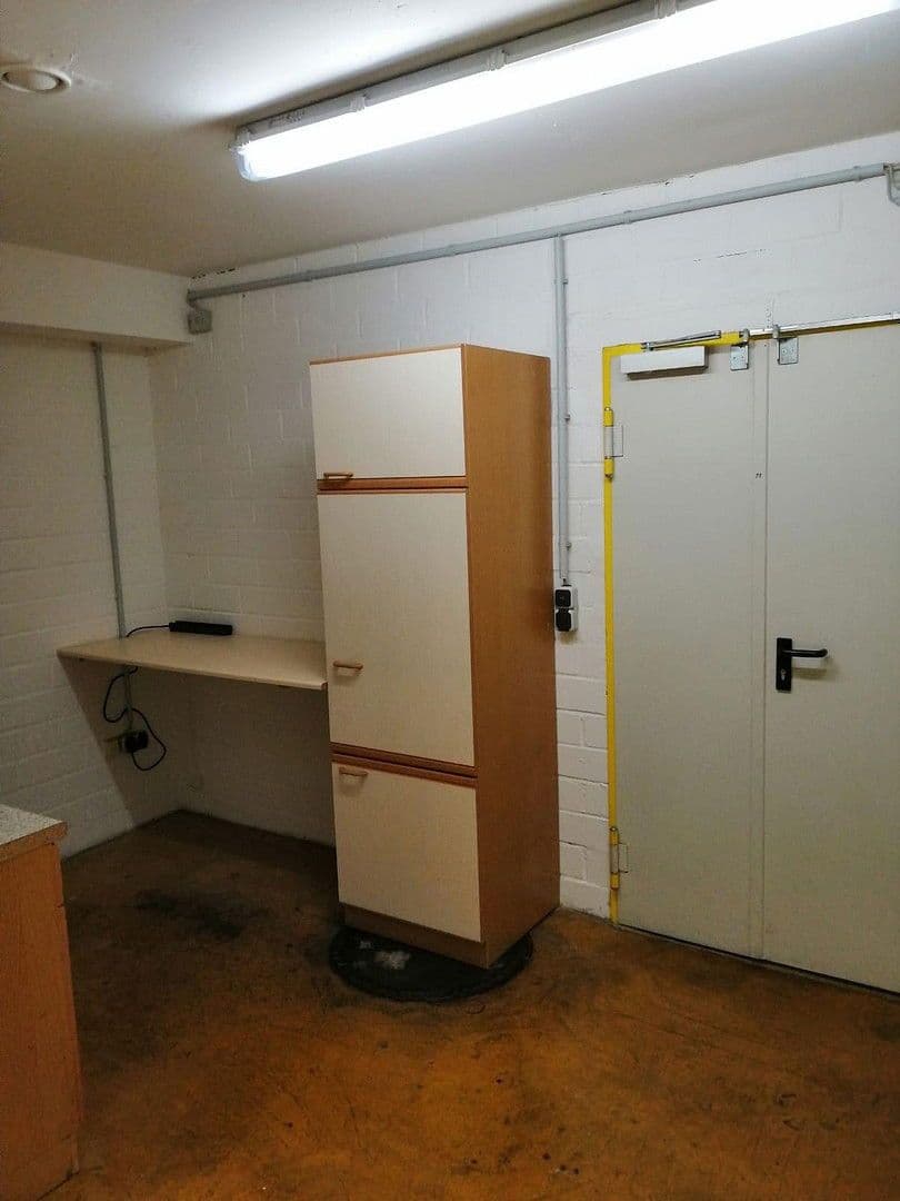 Prenájom nebytového priestoru 279 m², Bahnhofstraße 7, Zeil am Main, Bavorsko Prenájom nebytového priestoru 279 m², Bahnhofstraße 7, Zeil am Main, Bavorsko