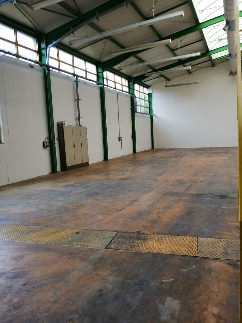 Prenájom nebytového priestoru 279 m², Bahnhofstraße 7, Zeil am Main, Bavorsko Prenájom nebytového priestoru 279 m², Bahnhofstraße 7, Zeil am Main, Bavorsko