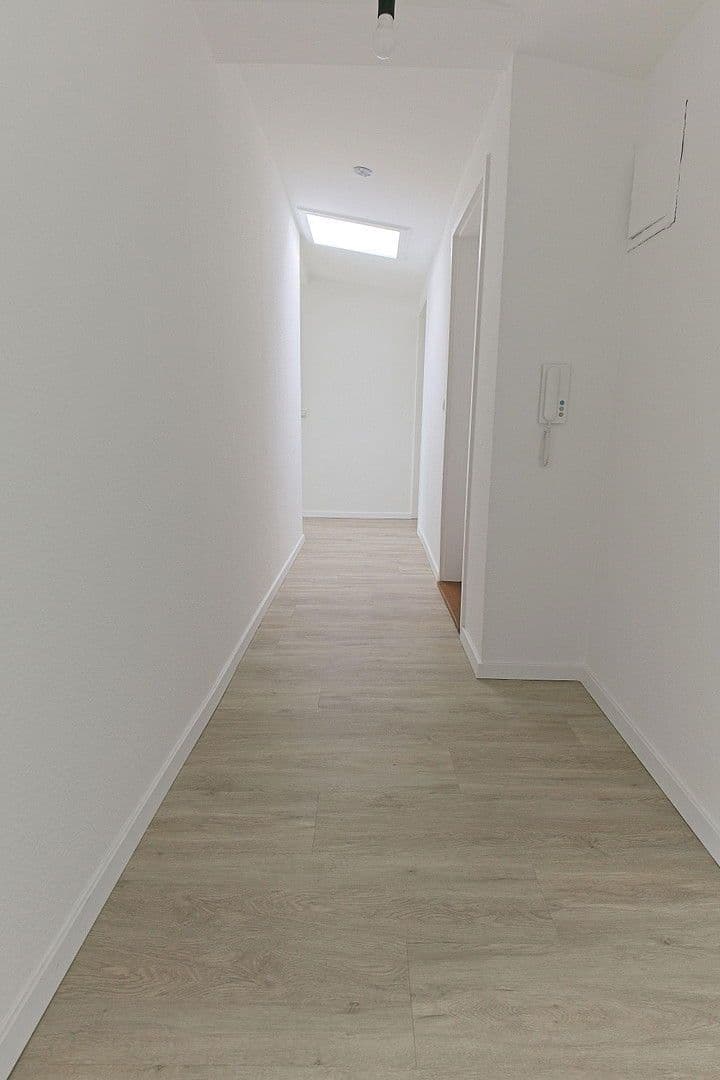 Prenájom bytu 3-izbový 70 m², Kiel, Šlezvicko-Holštajnsko Prenájom bytu 3-izbový 70 m², Kiel, Šlezvicko-Holštajnsko