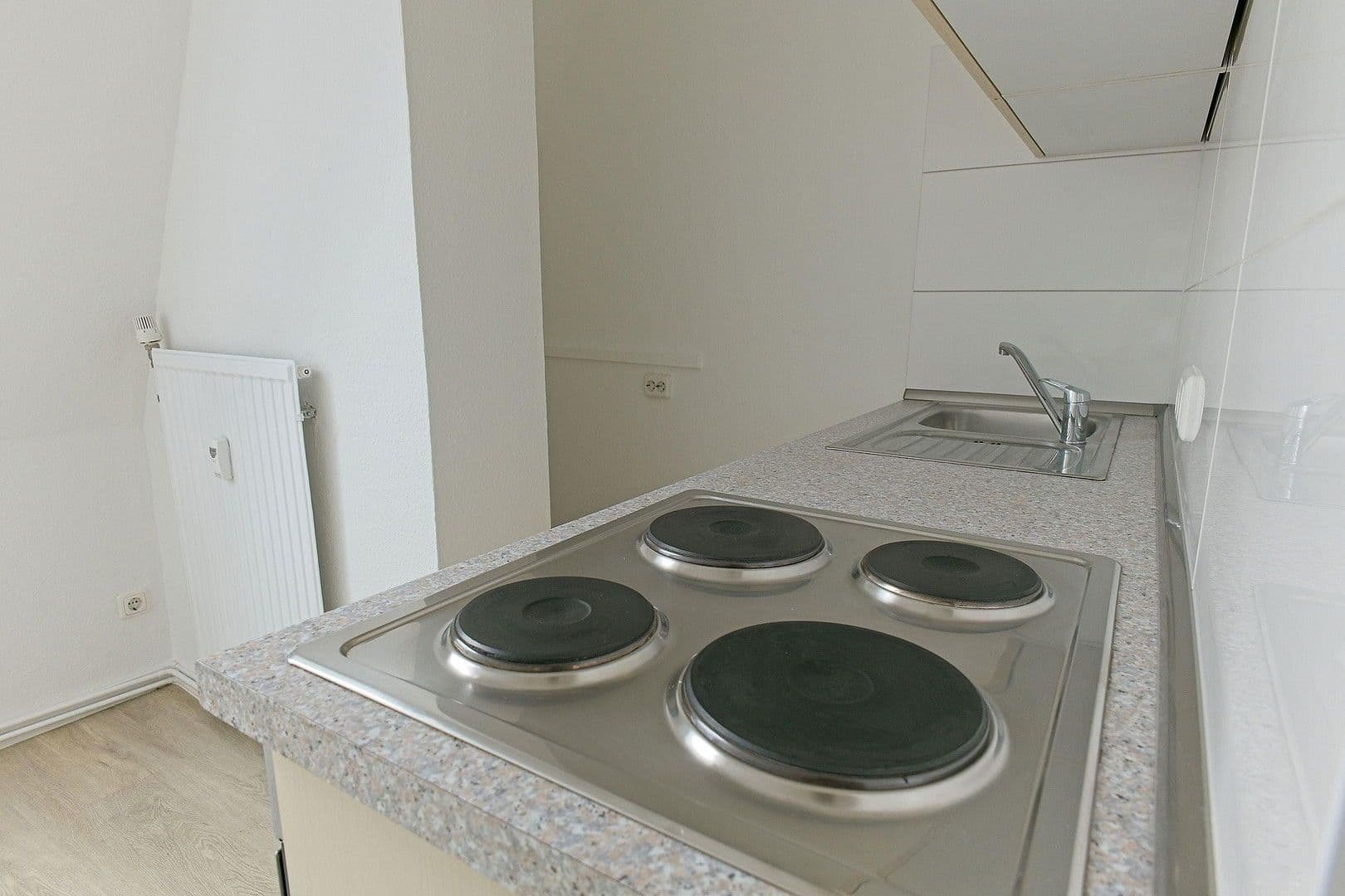 Prenájom bytu 3-izbový 70 m², Kiel, Šlezvicko-Holštajnsko Prenájom bytu 3-izbový 70 m², Kiel, Šlezvicko-Holštajnsko