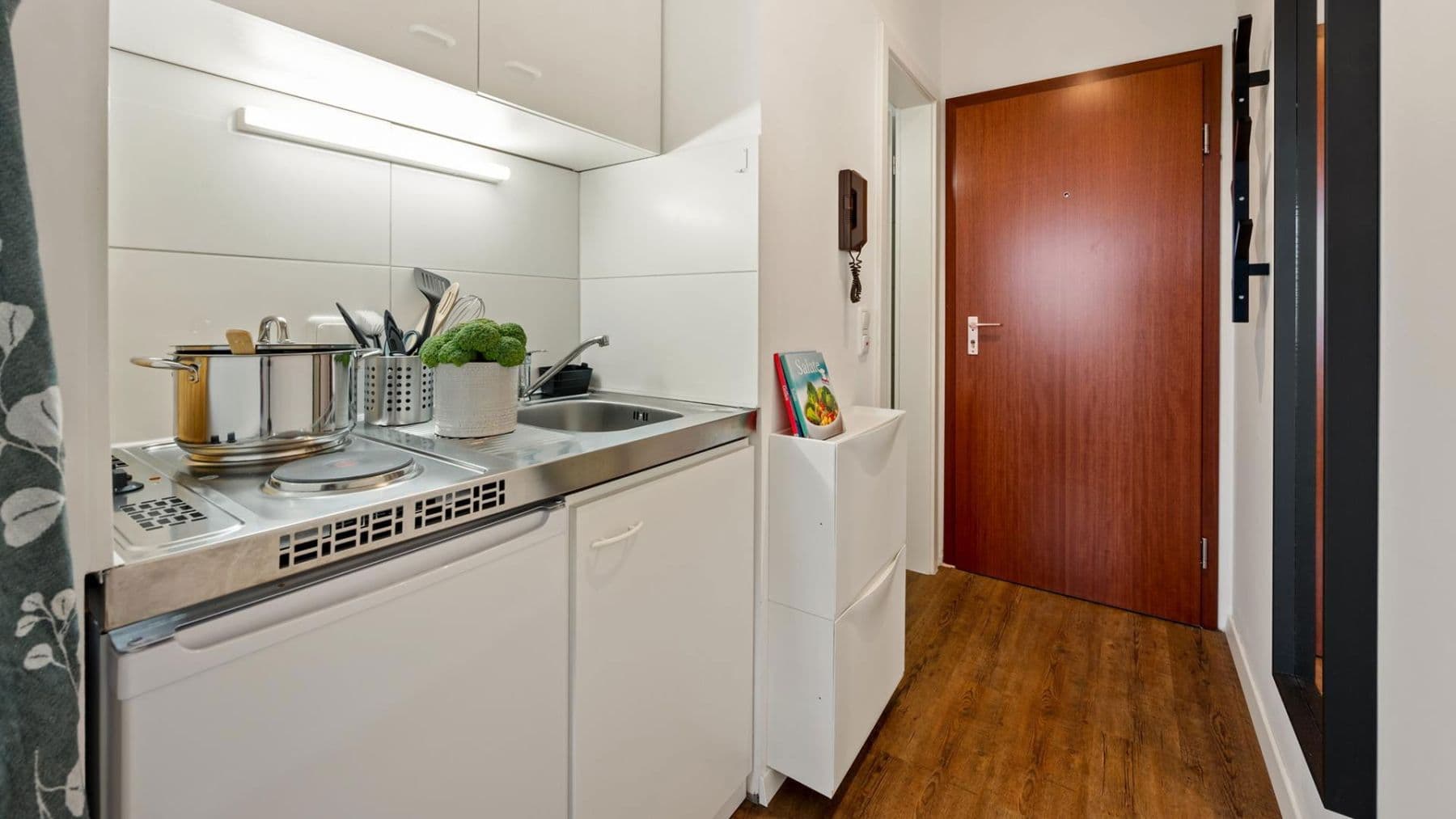 Prenájom bytu 1-izbový 19 m², Mainz, Hesensko Prenájom bytu 1-izbový 19 m², Mainz, Hesensko