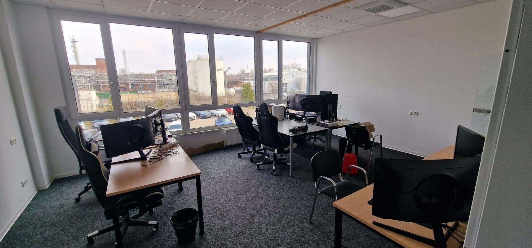 Prenájom kancelárie 350 m², Dr.-Hans-Lebach-Str. 2, Erkner, Brandenbursko Prenájom kancelárie 350 m², Dr.-Hans-Lebach-Str. 2, Erkner, Brandenbursko