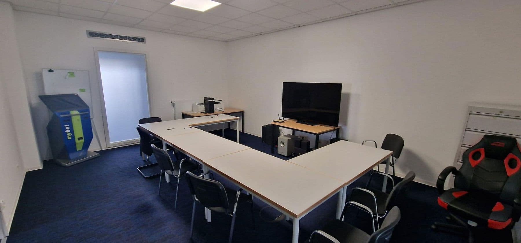 Prenájom kancelárie 350 m², Dr.-Hans-Lebach-Str. 2, Erkner, Brandenbursko Prenájom kancelárie 350 m², Dr.-Hans-Lebach-Str. 2, Erkner, Brandenbursko