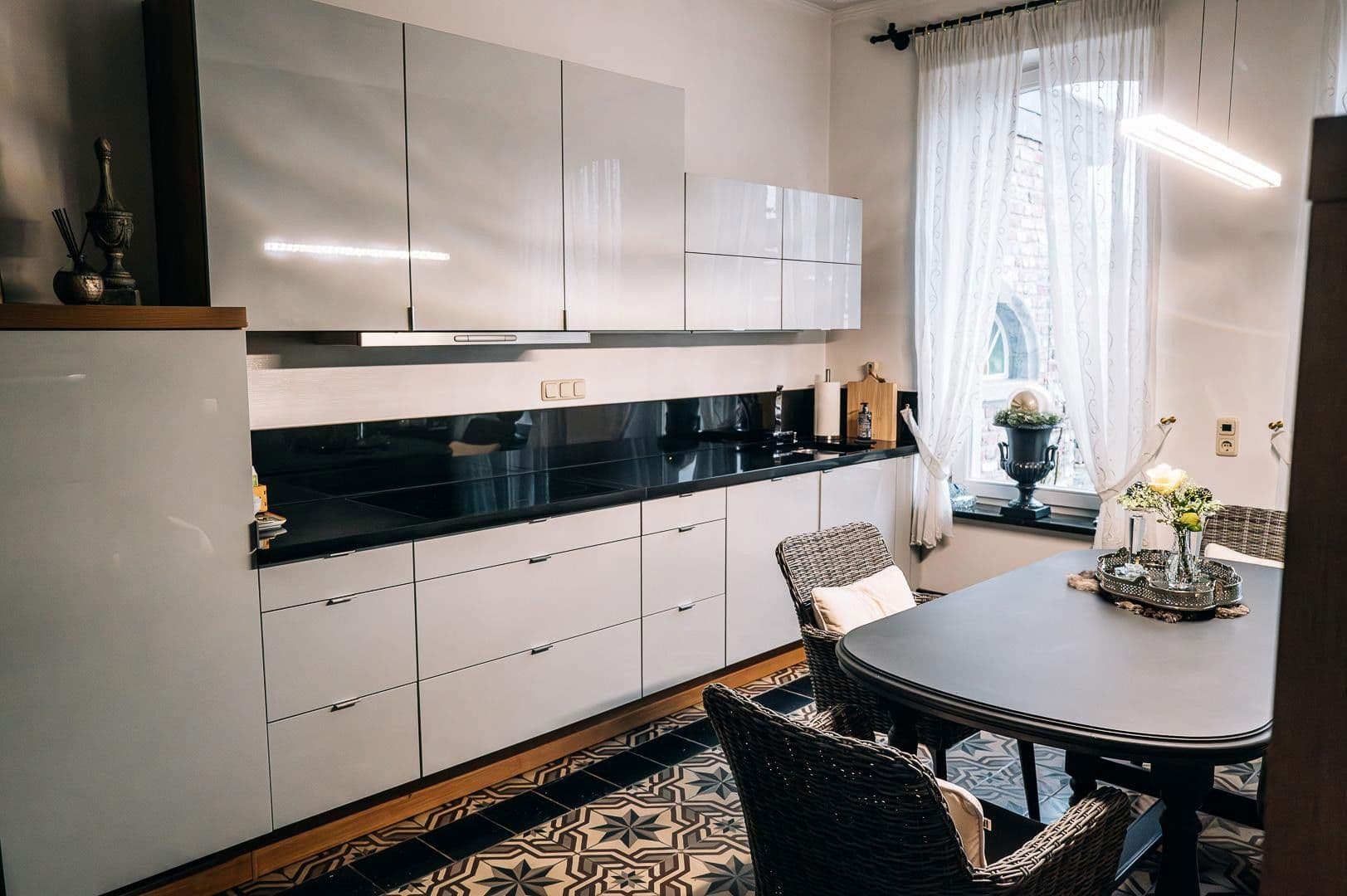 Predaj domu 220 m², pozemek 1.251 m², Heinsberg, Severné Porýnie - Westfálsko Predaj domu 220 m², pozemek 1.251 m², Heinsberg, Severné Porýnie - Westfálsko