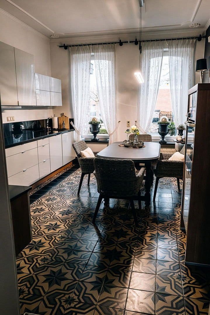 Predaj domu 220 m², pozemek 1.251 m², Heinsberg, Severné Porýnie - Westfálsko Predaj domu 220 m², pozemek 1.251 m², Heinsberg, Severné Porýnie - Westfálsko