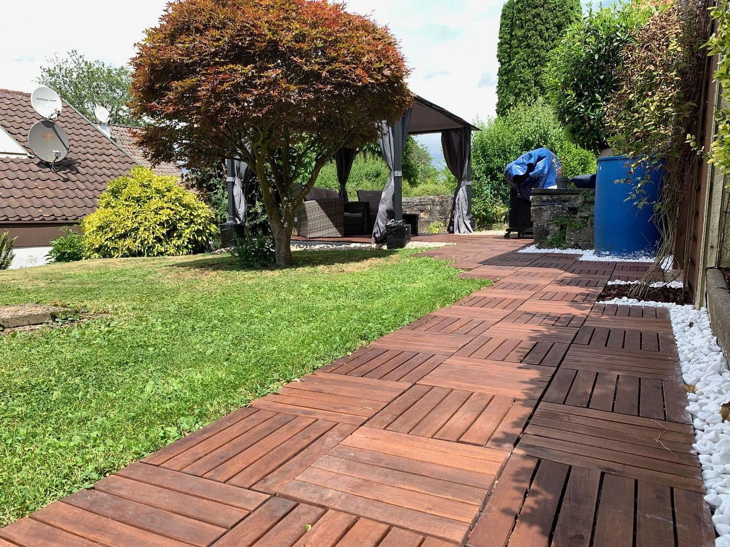 Predaj domu 105 m², pozemek 515 m², Oedheim, Bádensko-Wurttembersko Predaj domu 105 m², pozemek 515 m², Oedheim, Bádensko-Wurttembersko