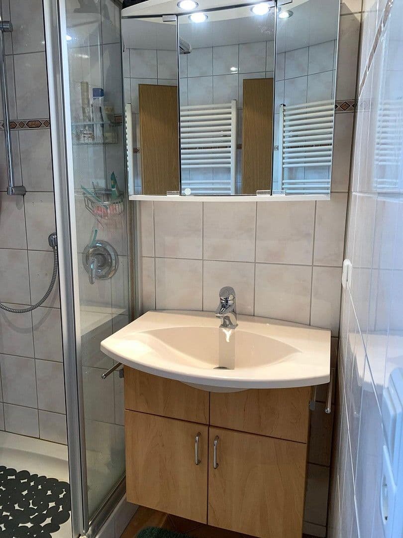 Predaj domu 105 m², pozemek 515 m², Oedheim, Bádensko-Wurttembersko Predaj domu 105 m², pozemek 515 m², Oedheim, Bádensko-Wurttembersko