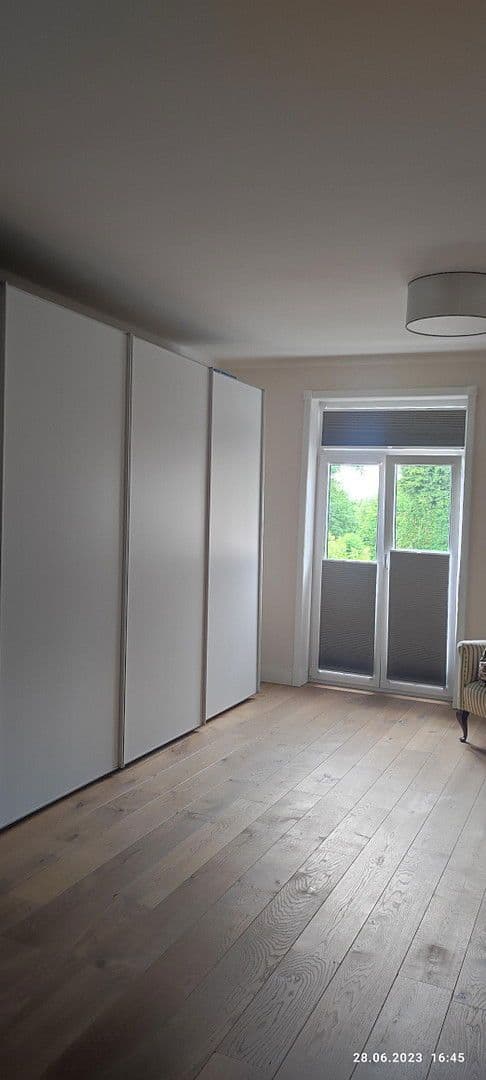 Predaj domu 180 m², pozemek 566 m², Niebüll, Šlezvicko-Holštajnsko Predaj domu 180 m², pozemek 566 m², Niebüll, Šlezvicko-Holštajnsko