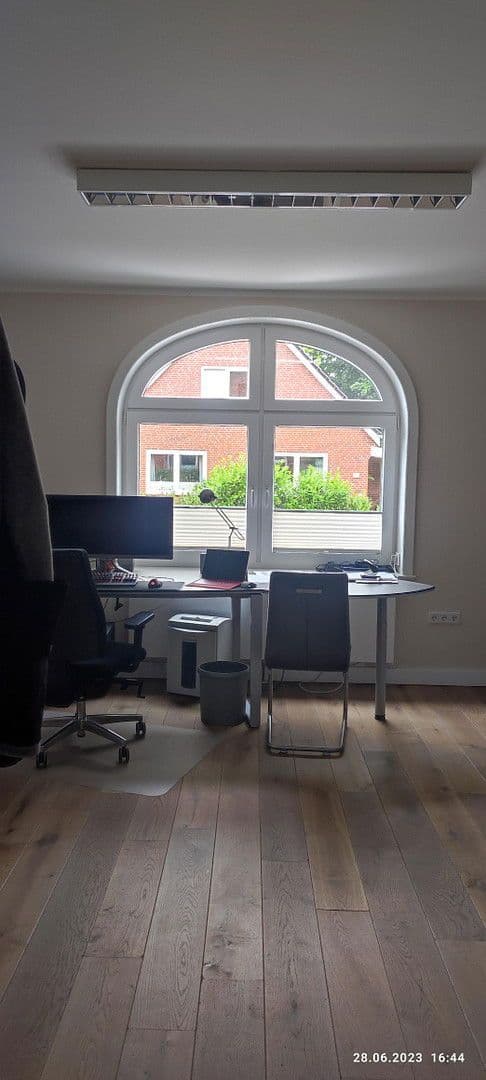 Predaj domu 180 m², pozemek 566 m², Niebüll, Šlezvicko-Holštajnsko Predaj domu 180 m², pozemek 566 m², Niebüll, Šlezvicko-Holštajnsko