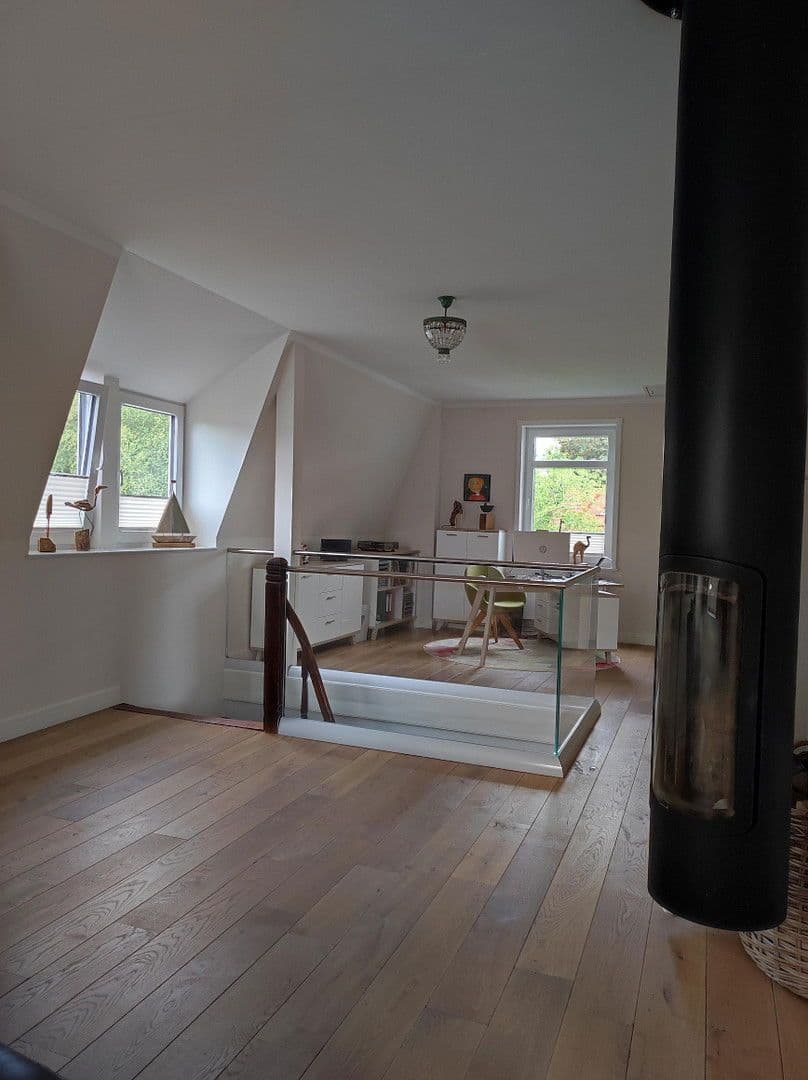 Predaj domu 180 m², pozemek 566 m², Niebüll, Šlezvicko-Holštajnsko Predaj domu 180 m², pozemek 566 m², Niebüll, Šlezvicko-Holštajnsko