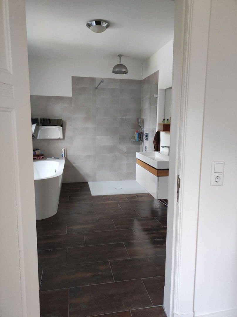 Predaj domu 180 m², pozemek 566 m², Niebüll, Šlezvicko-Holštajnsko Predaj domu 180 m², pozemek 566 m², Niebüll, Šlezvicko-Holštajnsko