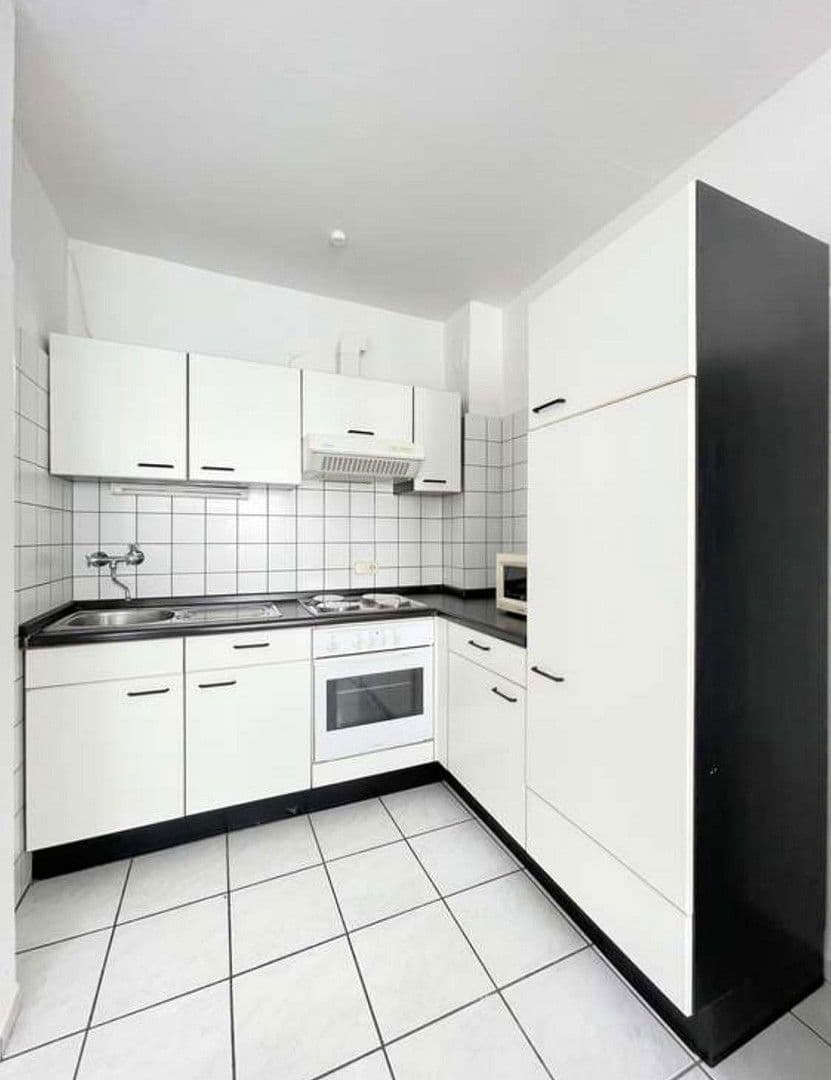 Prenájom bytu 1-izbový 30 m², Corneliusstr. 101, Düsseldorf, Severné Porýnie - Westfálsko Prenájom bytu 1-izbový 30 m², Corneliusstr. 101, Düsseldorf, Severné Porýnie - Westfálsko