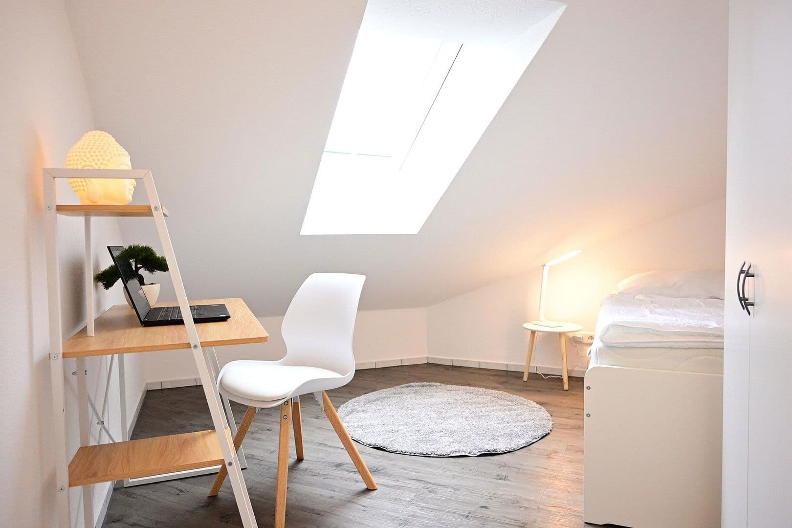 Prenájom bytu 2-izbový 59 m², Bielefeld, Severné Porýnie - Westfálsko Prenájom bytu 2-izbový 59 m², Bielefeld, Severné Porýnie - Westfálsko