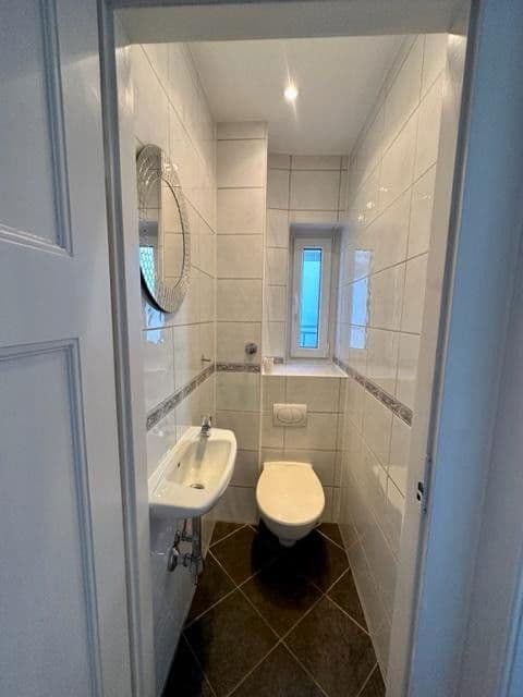 Predaj bytu 5-izbový 138 m², Frankfurt, Hesensko Predaj bytu 5-izbový 138 m², Frankfurt, Hesensko