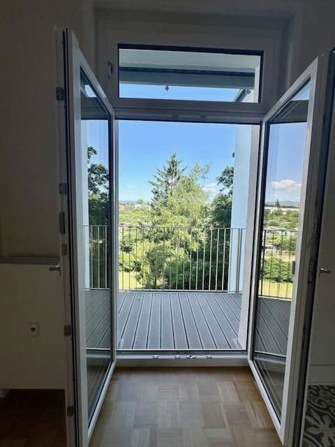 Predaj bytu 5-izbový 138 m², Frankfurt, Hesensko Predaj bytu 5-izbový 138 m², Frankfurt, Hesensko