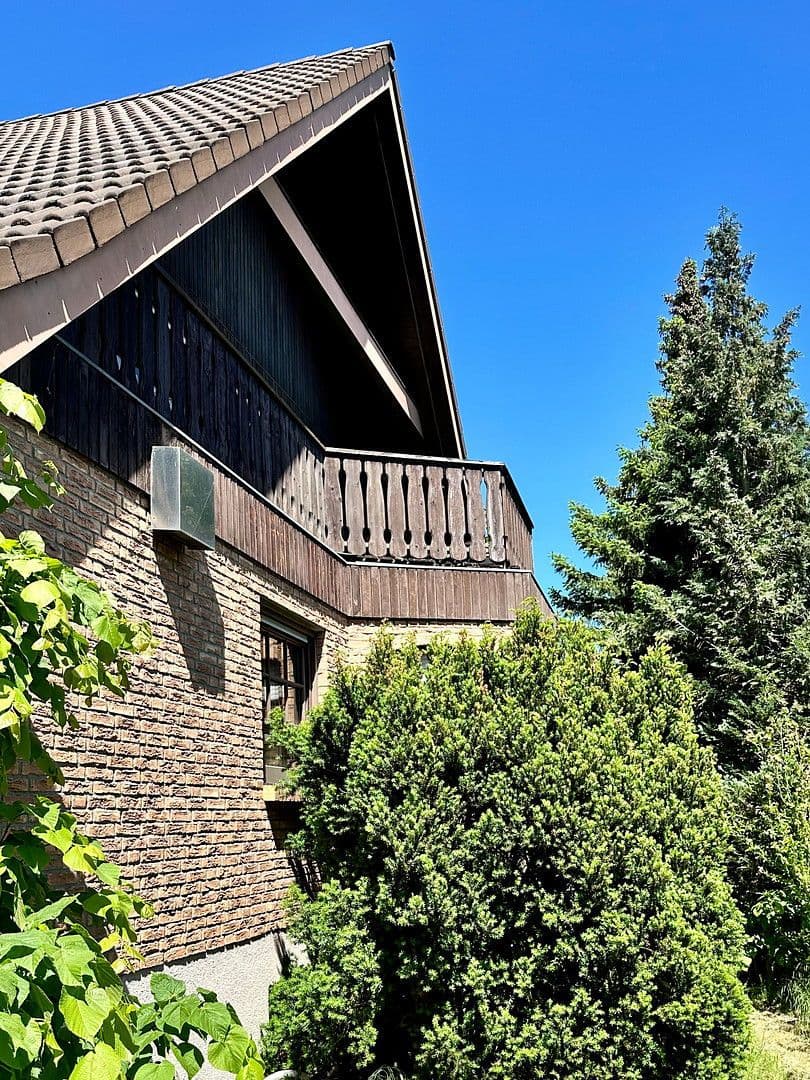 Predaj domu 258 m², pozemek 1.400 m², Falkensee, Brandenbursko Predaj domu 258 m², pozemek 1.400 m², Falkensee, Brandenbursko