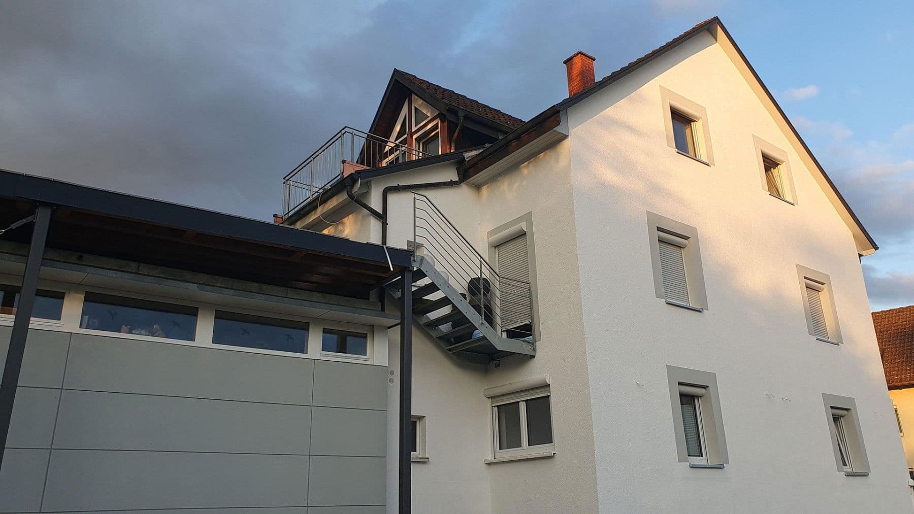 Prenájom bytu 2-izbový 87 m², Rheinstraße 14, Gailingen am Hochrhein, Bádensko-Wurttembersko Prenájom bytu 2-izbový 87 m², Rheinstraße 14, Gailingen am Hochrhein, Bádensko-Wurttembersko