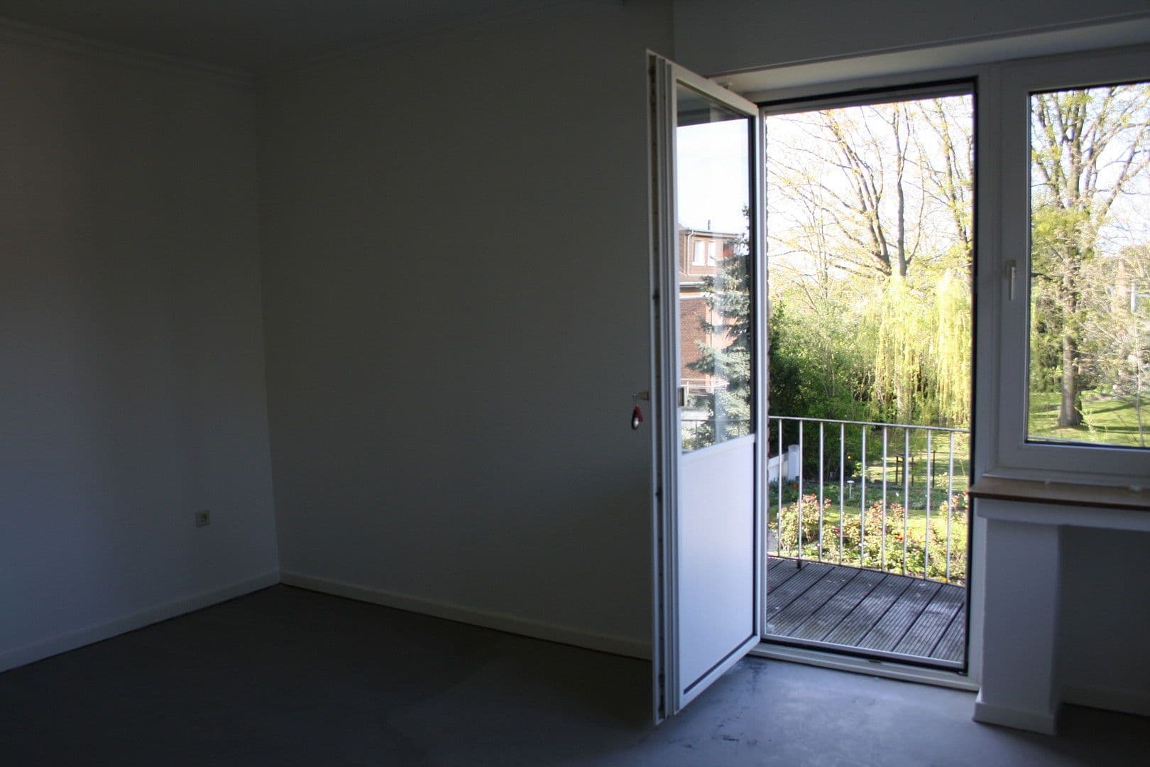 Prenájom bytu 4-izbový 150 m², Wesel, Severné Porýnie - Westfálsko Prenájom bytu 4-izbový 150 m², Wesel, Severné Porýnie - Westfálsko