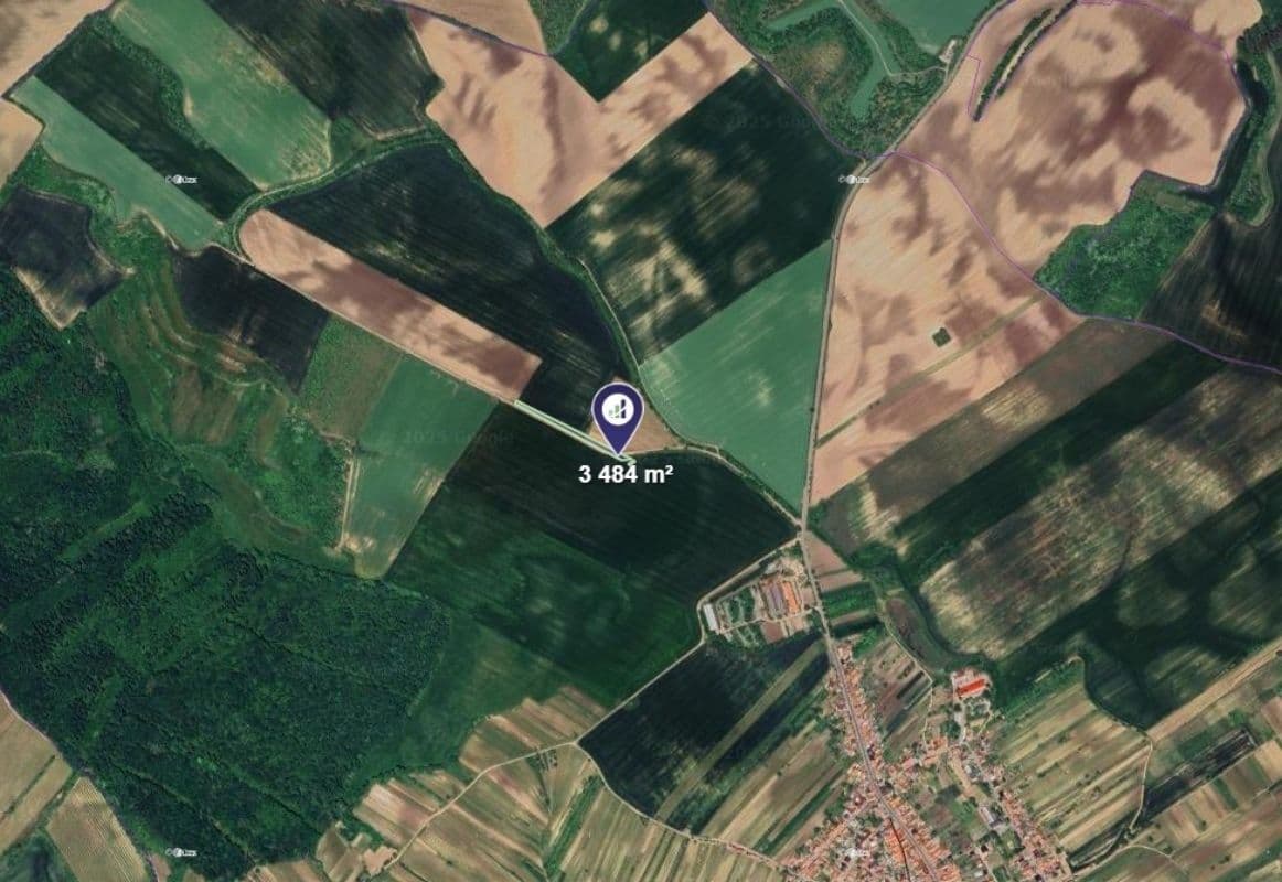 Predaj pozemku 3.484 m², Čejkovice, Jihomoravský kraj Predaj pozemku 3.484 m², Čejkovice, Jihomoravský kraj