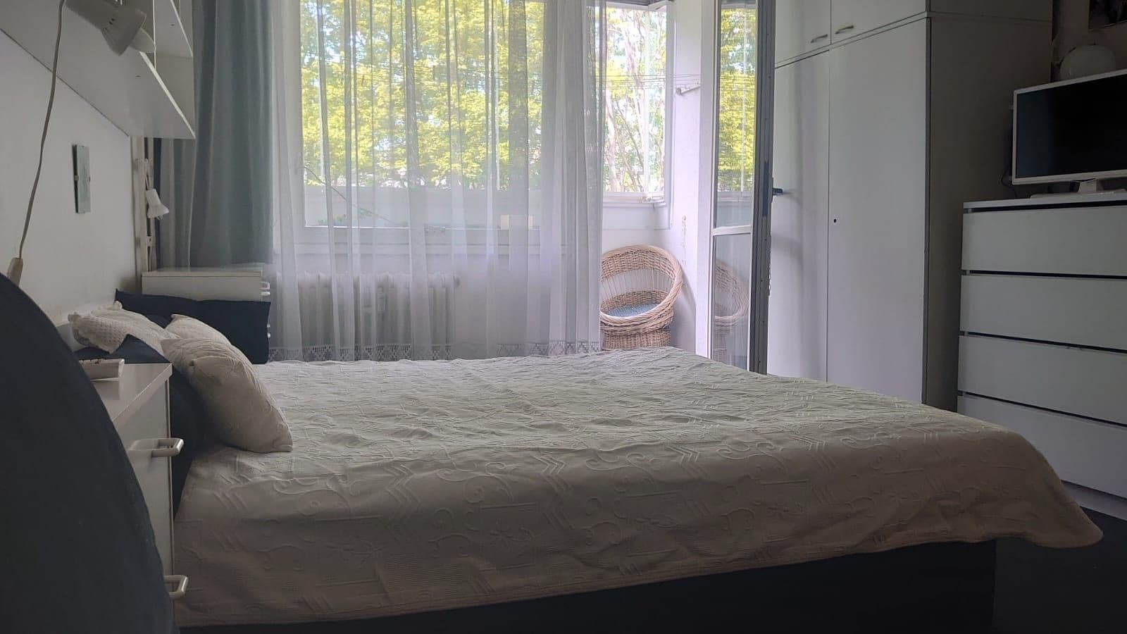 Prenájom bytu 2-izbový 57 m², Fibichova, Karlovy Vary, Karlovarský kraj Prenájom bytu 2-izbový 57 m², Fibichova, Karlovy Vary, Karlovarský kraj