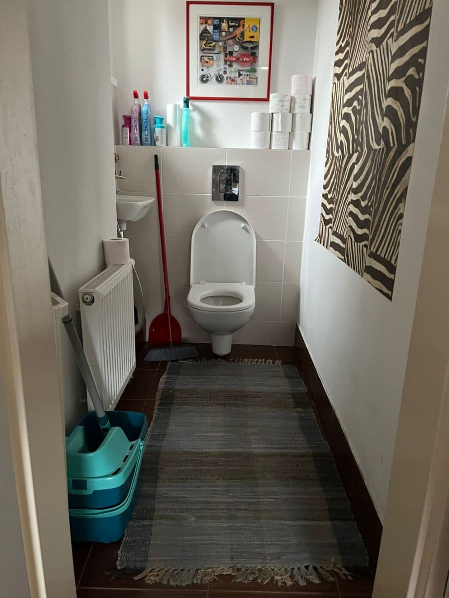 Prenájom bytu 2-izbový 50 m², Zdoňovská, Praha, Praha Prenájom bytu 2-izbový 50 m², Zdoňovská, Praha, Praha