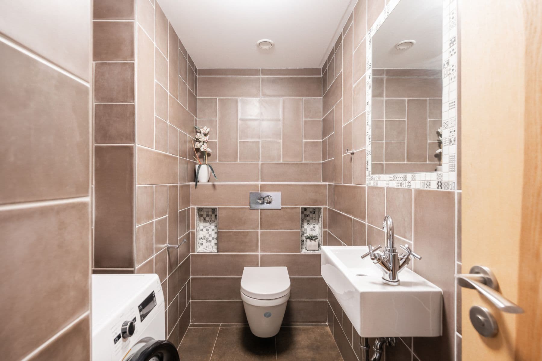 Prenájom bytu 2-izbový 59 m², Ambrožova, Praha, Praha Prenájom bytu 2-izbový 59 m², Ambrožova, Praha, Praha