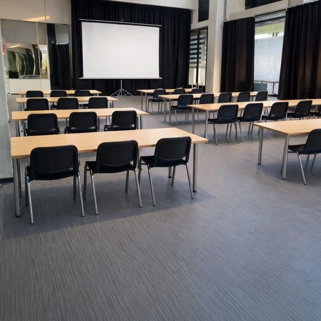 Prenájom nebytového priestoru 100 m², třída Edvarda Beneše, Hradec Králové, Královéhradecký kraj Prenájom nebytového priestoru 100 m², třída Edvarda Beneše, Hradec Králové, Královéhradecký kraj