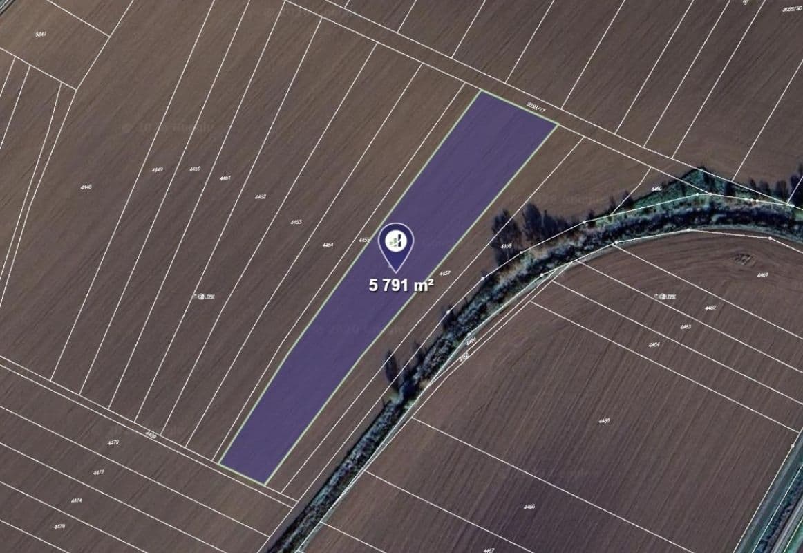 Predaj pozemku 2.896 m², Ostrožská Nová Ves, Zlínský kraj Predaj pozemku 2.896 m², Ostrožská Nová Ves, Zlínský kraj