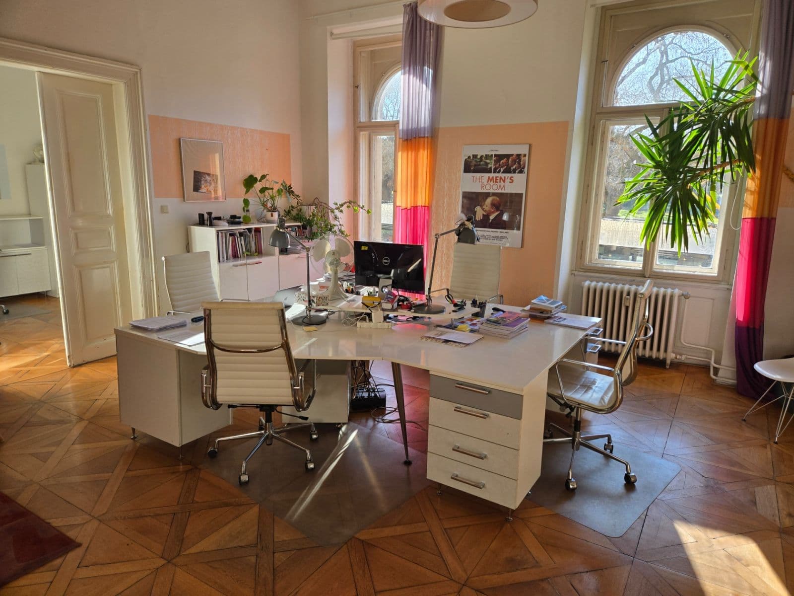 Prenájom kancelárie 80 m², Bolzanova, Praha, Praha Prenájom kancelárie 80 m², Bolzanova, Praha, Praha