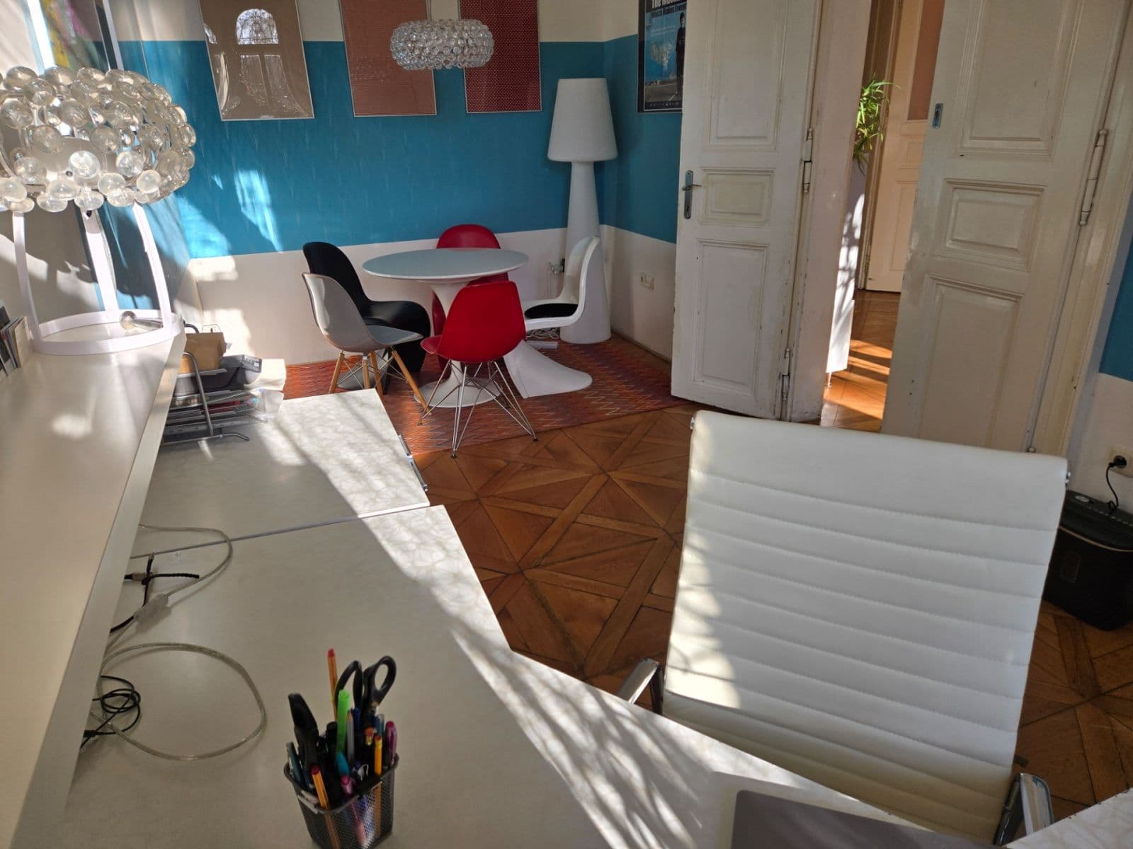 Prenájom kancelárie 80 m², Bolzanova, Praha, Praha Prenájom kancelárie 80 m², Bolzanova, Praha, Praha