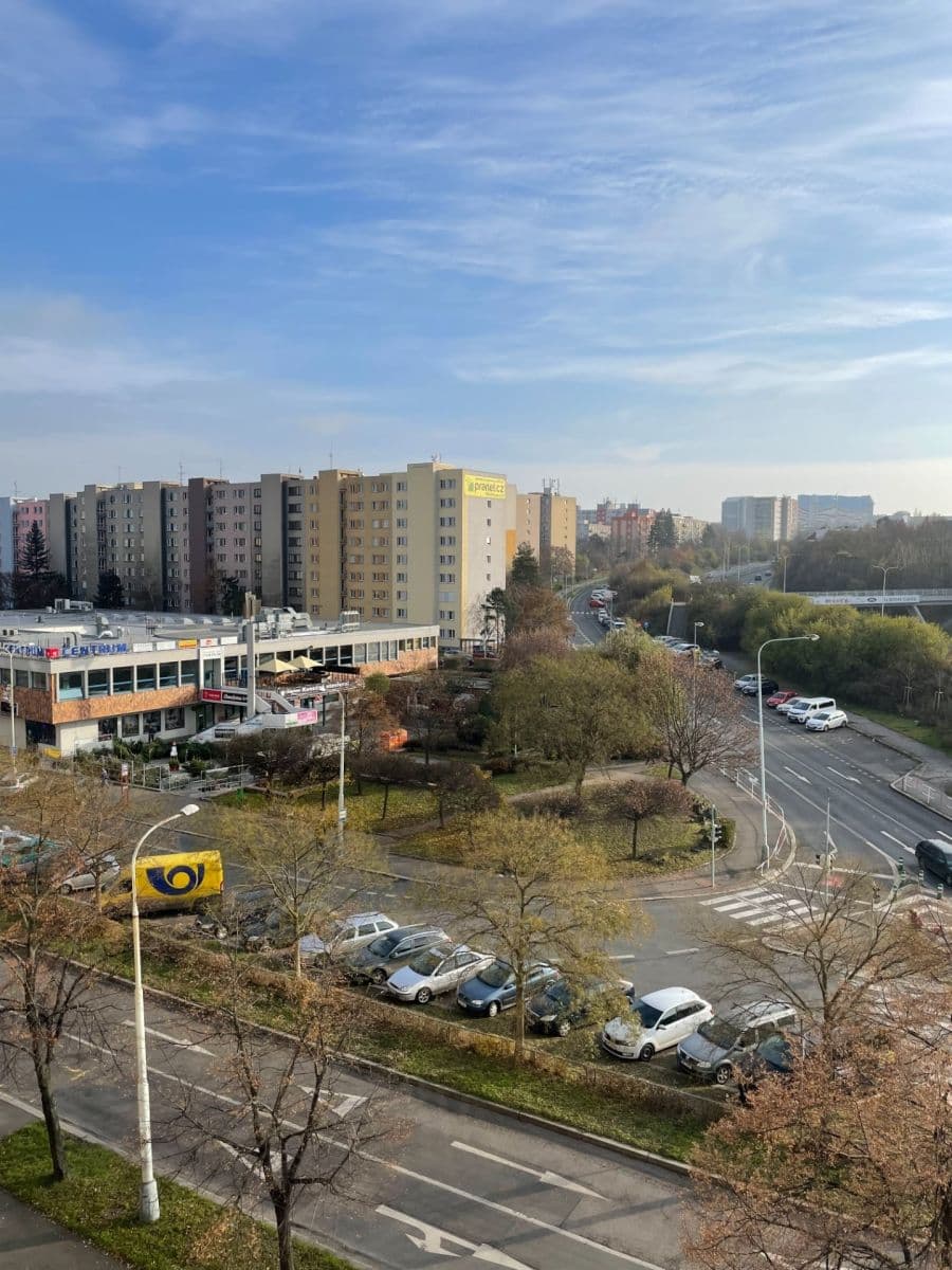 Prenájom bytu 4-izbový 80 m², Hlavní, Praha, Praha Prenájom bytu 4-izbový 80 m², Hlavní, Praha, Praha