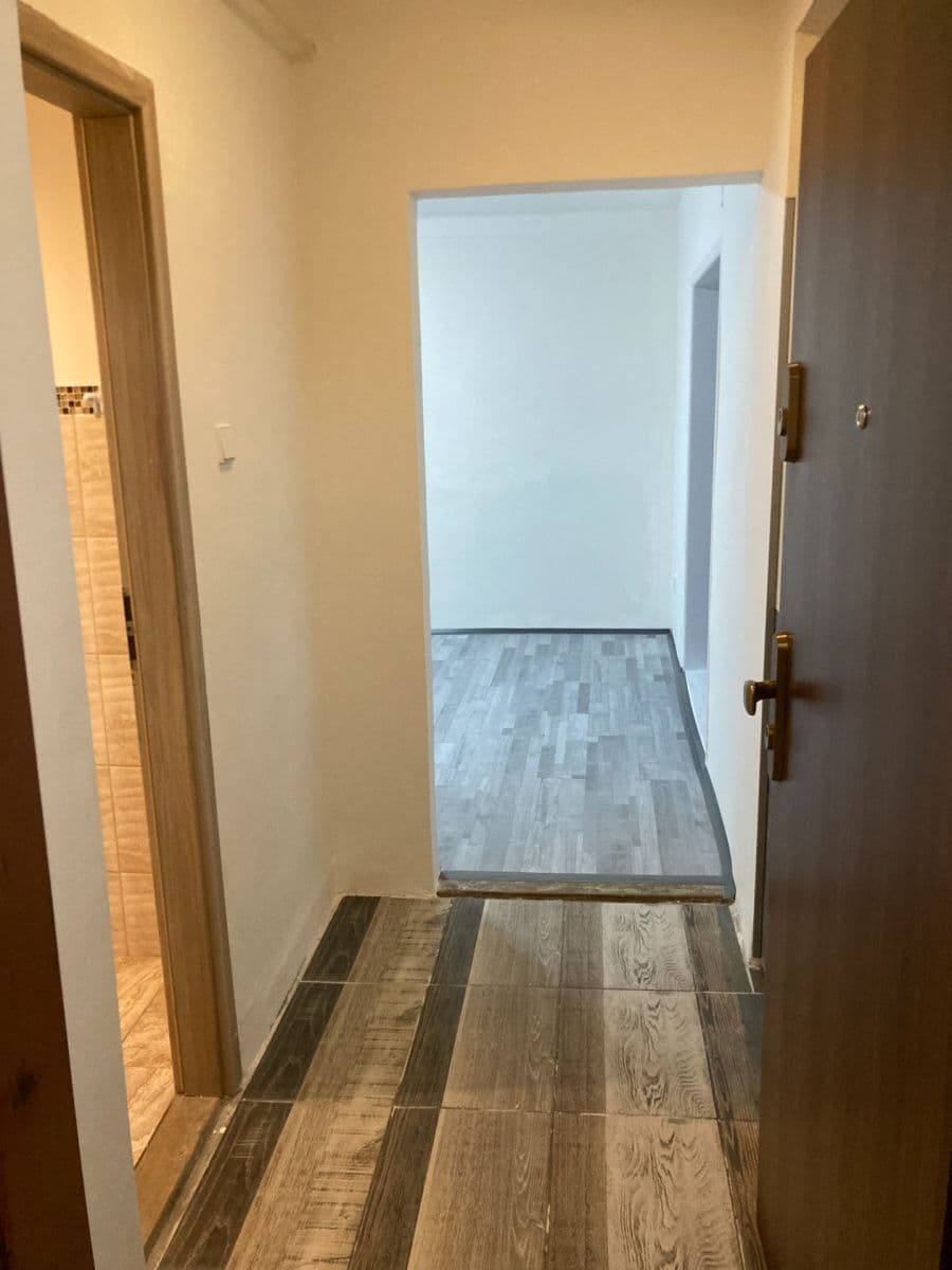 Predaj bytu 2-izbový 50 m², Odborářská, Ostrava, Moravskoslezský kraj Predaj bytu 2-izbový 50 m², Odborářská, Ostrava, Moravskoslezský kraj