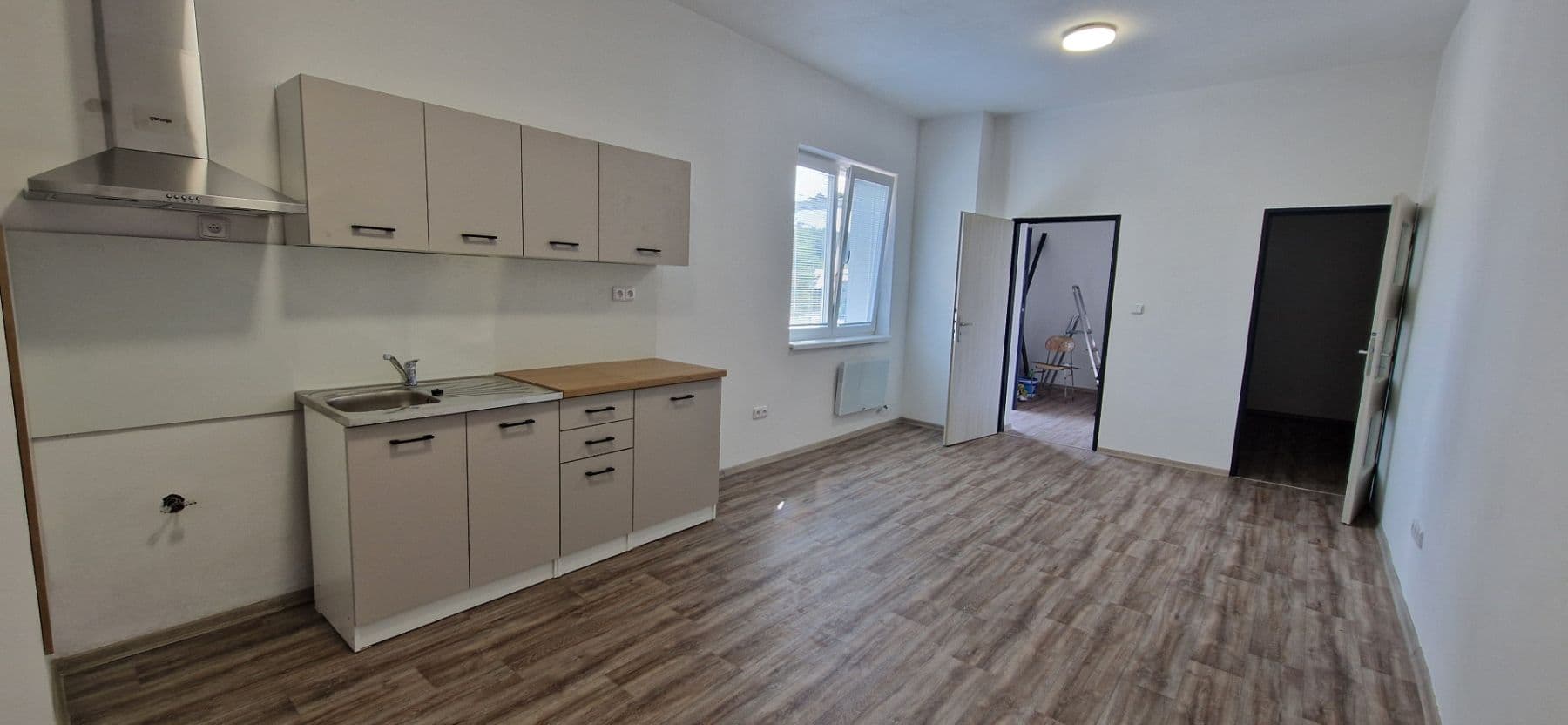 Prenájom nebytového priestoru 41 m², Kájovská, Kájov, Jihočeský kraj Prenájom nebytového priestoru 41 m², Kájovská, Kájov, Jihočeský kraj