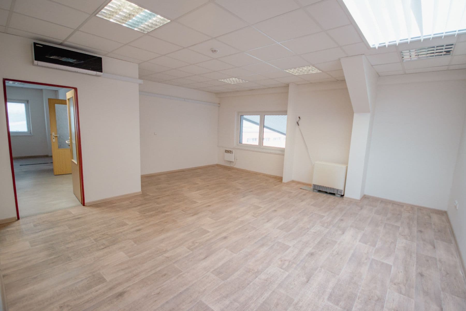 Prenájom nebytového priestoru 1.855 m², Dělostřelecká, Příbram, Středočeský kraj Prenájom nebytového priestoru 1.855 m², Dělostřelecká, Příbram, Středočeský kraj