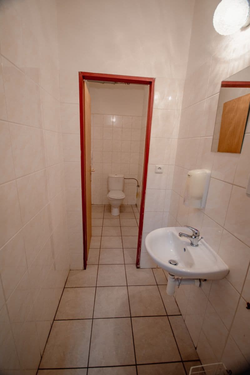 Prenájom nebytového priestoru 1.855 m², Dělostřelecká, Příbram, Středočeský kraj Prenájom nebytového priestoru 1.855 m², Dělostřelecká, Příbram, Středočeský kraj