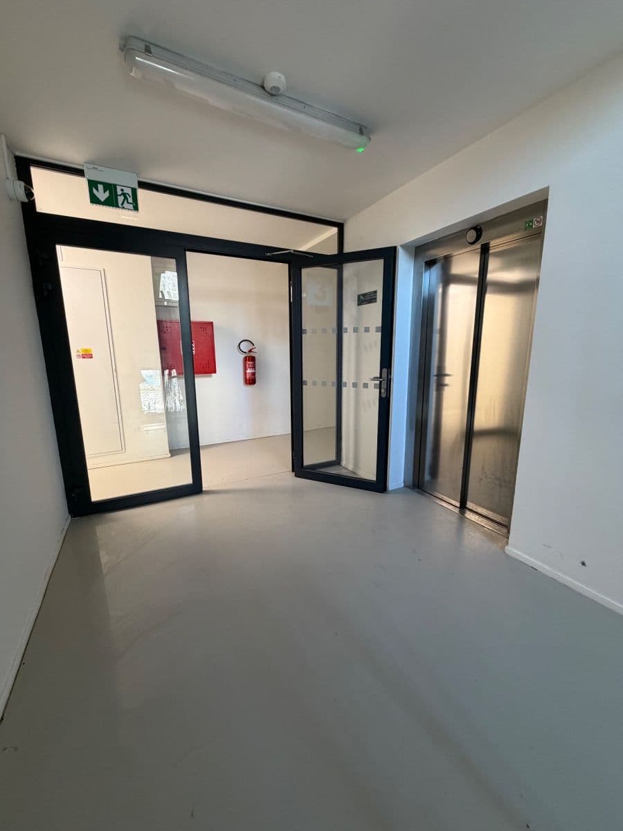 Predaj bytu 1-izbový 37 m², Ukrajinská, Ostrava, Moravskoslezský kraj Predaj bytu 1-izbový 37 m², Ukrajinská, Ostrava, Moravskoslezský kraj