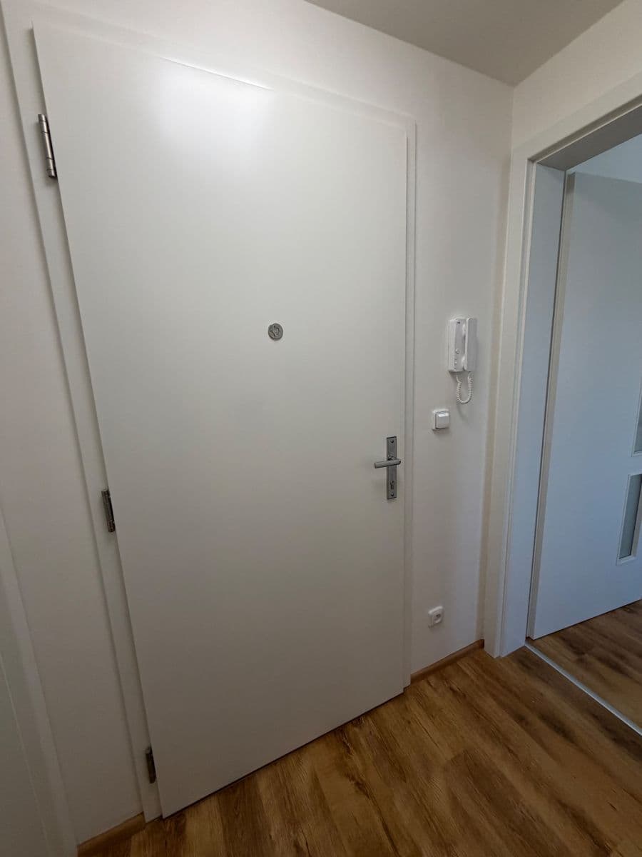 Predaj bytu 1-izbový 37 m², Ukrajinská, Ostrava, Moravskoslezský kraj Predaj bytu 1-izbový 37 m², Ukrajinská, Ostrava, Moravskoslezský kraj