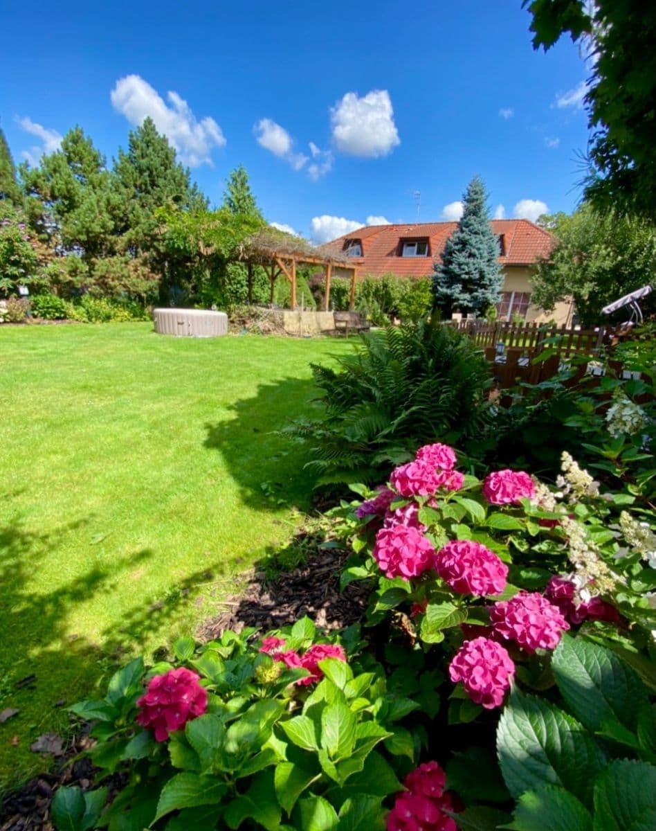 Predaj domu 341 m², pozemek 1.516 m², Hlavní, Jirny, Středočeský kraj Predaj domu 341 m², pozemek 1.516 m², Hlavní, Jirny, Středočeský kraj