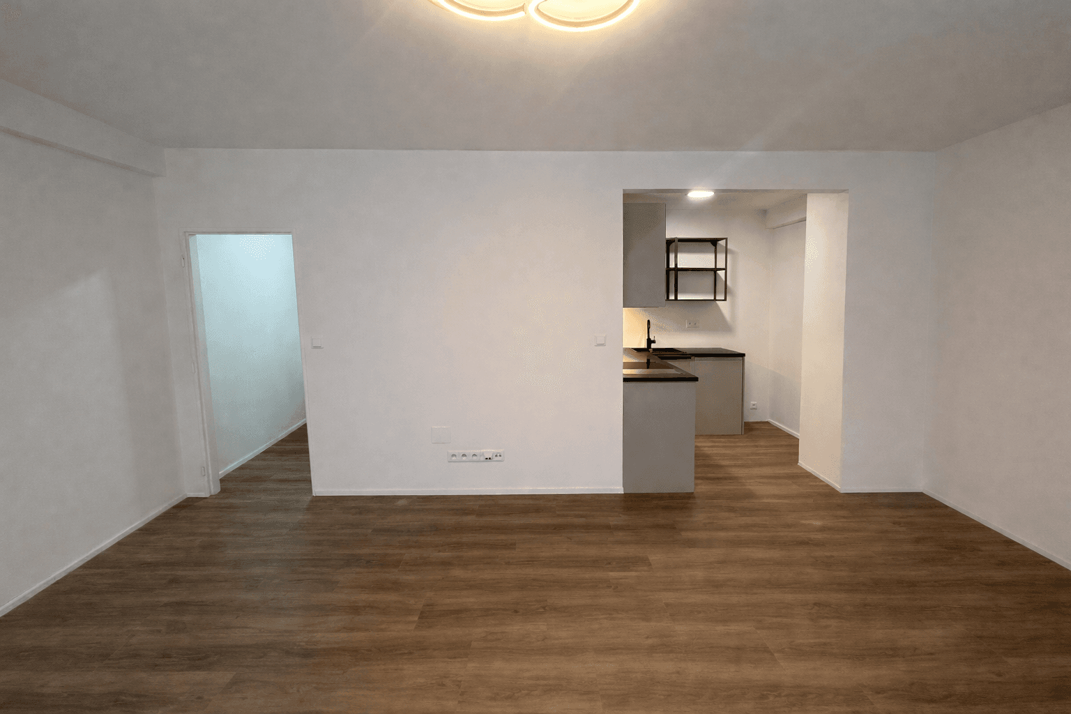Prenájom bytu 1-izbový 35 m², Hartigova, Praha, Praha Prenájom bytu 1-izbový 35 m², Hartigova, Praha, Praha