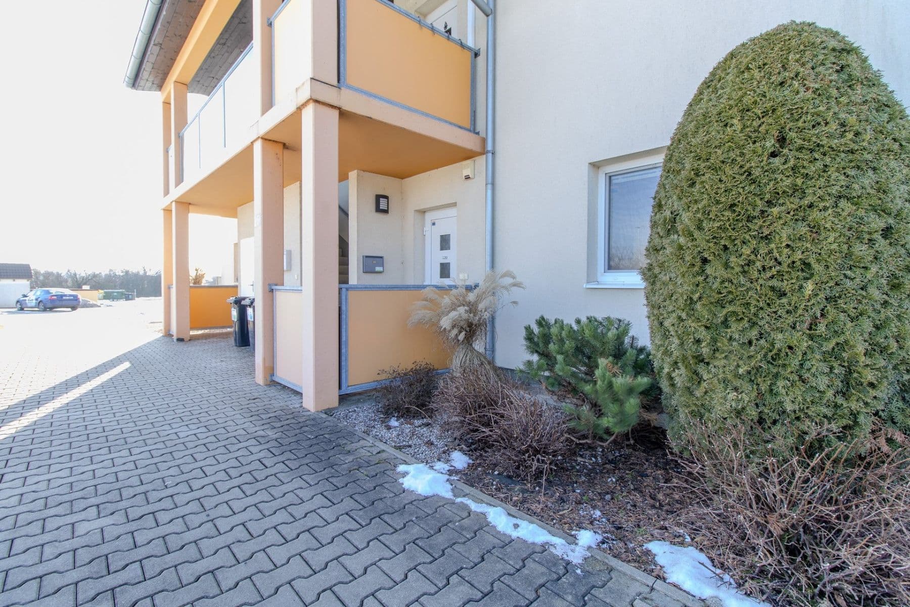 Prenájom bytu 2-izbový 50 m², Nad Obcí, Nová Ves, Středočeský kraj Prenájom bytu 2-izbový 50 m², Nad Obcí, Nová Ves, Středočeský kraj