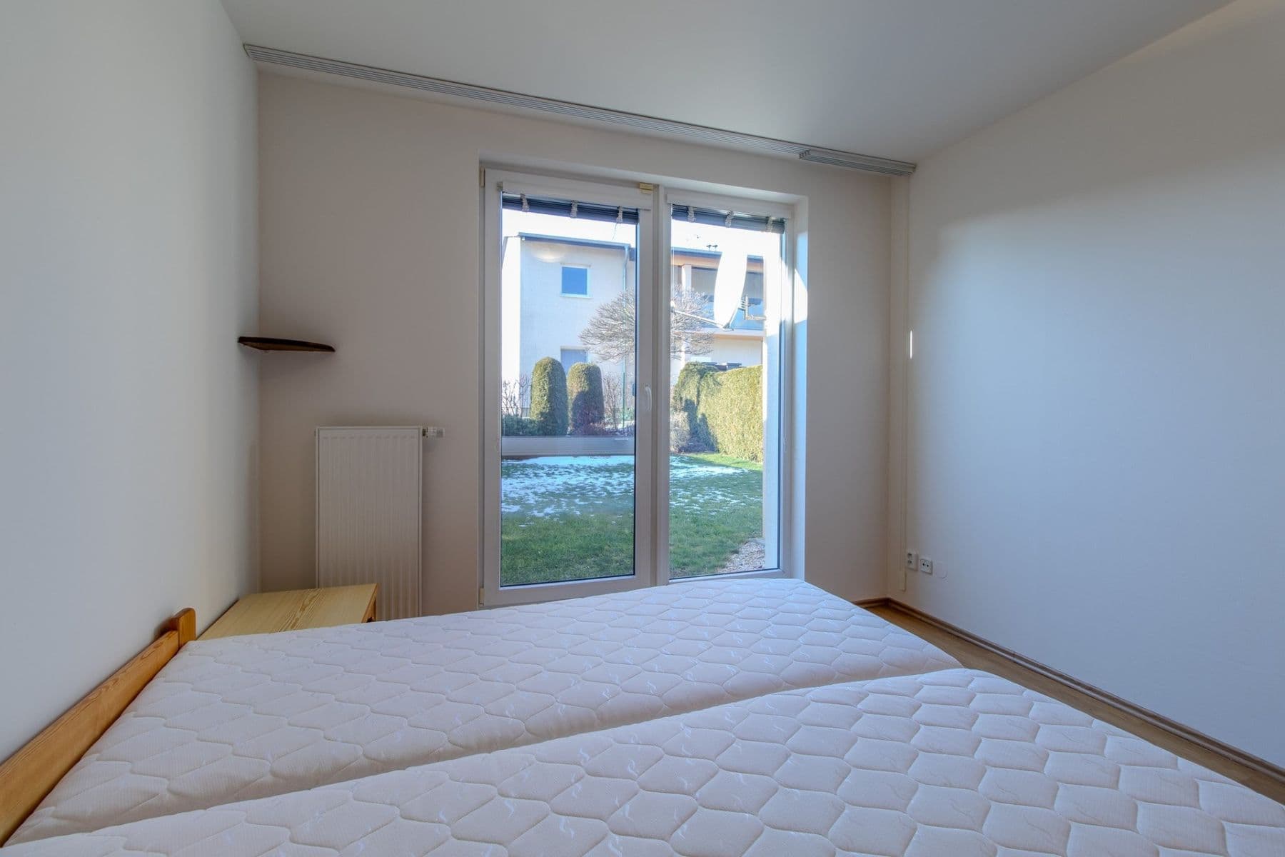 Prenájom bytu 2-izbový 50 m², Nad Obcí, Nová Ves, Středočeský kraj Prenájom bytu 2-izbový 50 m², Nad Obcí, Nová Ves, Středočeský kraj