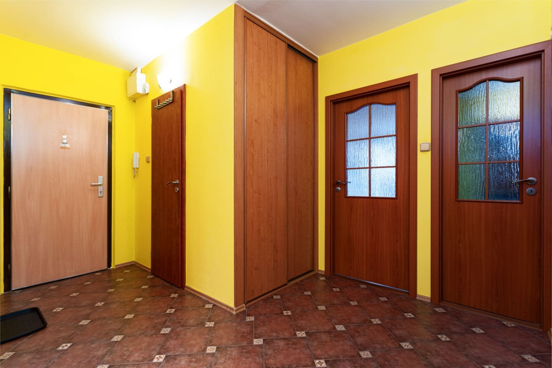 Predaj bytu 3-izbový 76 m², Na Vrších, Praha, Praha Predaj bytu 3-izbový 76 m², Na Vrších, Praha, Praha