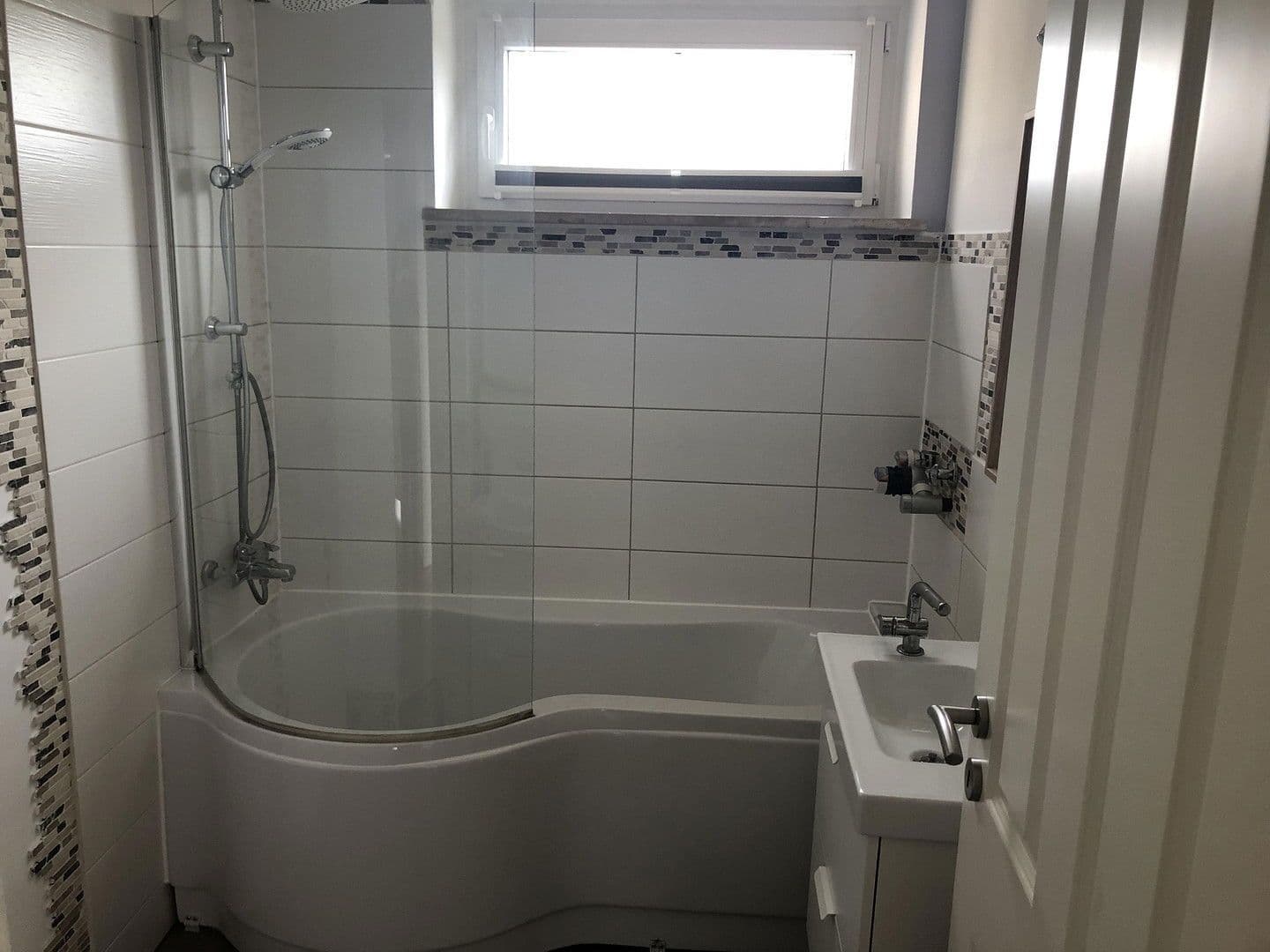 Predaj bytu 4-izbový 89 m², Eschenweg 25, Landshut, Bavorsko Predaj bytu 4-izbový 89 m², Eschenweg 25, Landshut, Bavorsko