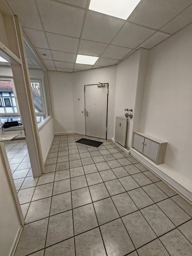 Prenájom kancelárie 71 m², Hauptstr. 47a, Bruchköbel, Hesensko Prenájom kancelárie 71 m², Hauptstr. 47a, Bruchköbel, Hesensko