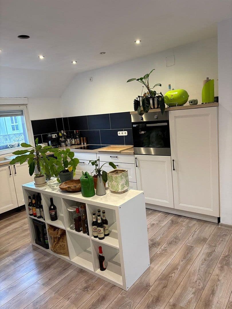 Predaj domu 224 m², pozemek 379 m², Breisach am Rhein, Bádensko-Wurttembersko Predaj domu 224 m², pozemek 379 m², Breisach am Rhein, Bádensko-Wurttembersko