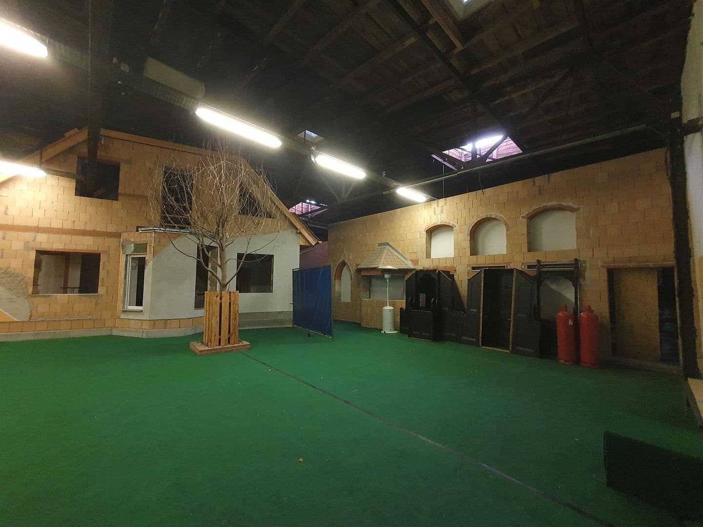 Prenájom nebytového priestoru 127 m², Behaimstraße 38, Berlin, Berlín Prenájom nebytového priestoru 127 m², Behaimstraße 38, Berlin, Berlín