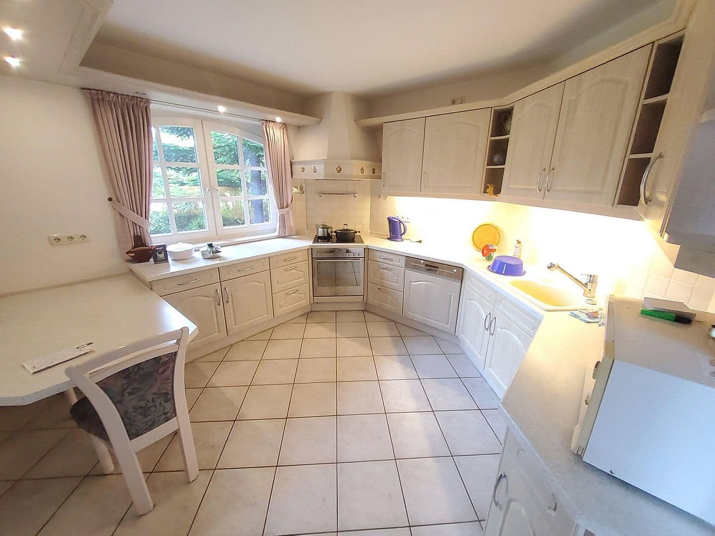 Predaj domu 264 m², pozemek 1.464 m², Wesselburen, Šlezvicko-Holštajnsko Predaj domu 264 m², pozemek 1.464 m², Wesselburen, Šlezvicko-Holštajnsko